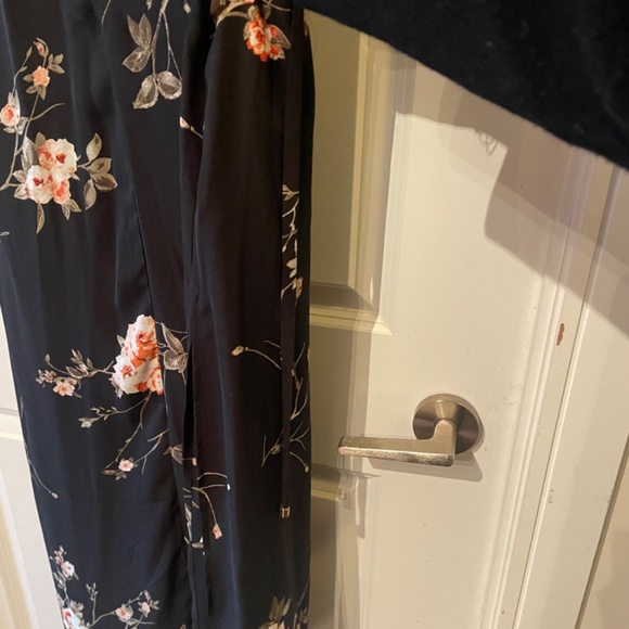 Dynamite dress - Picture 2 of 5